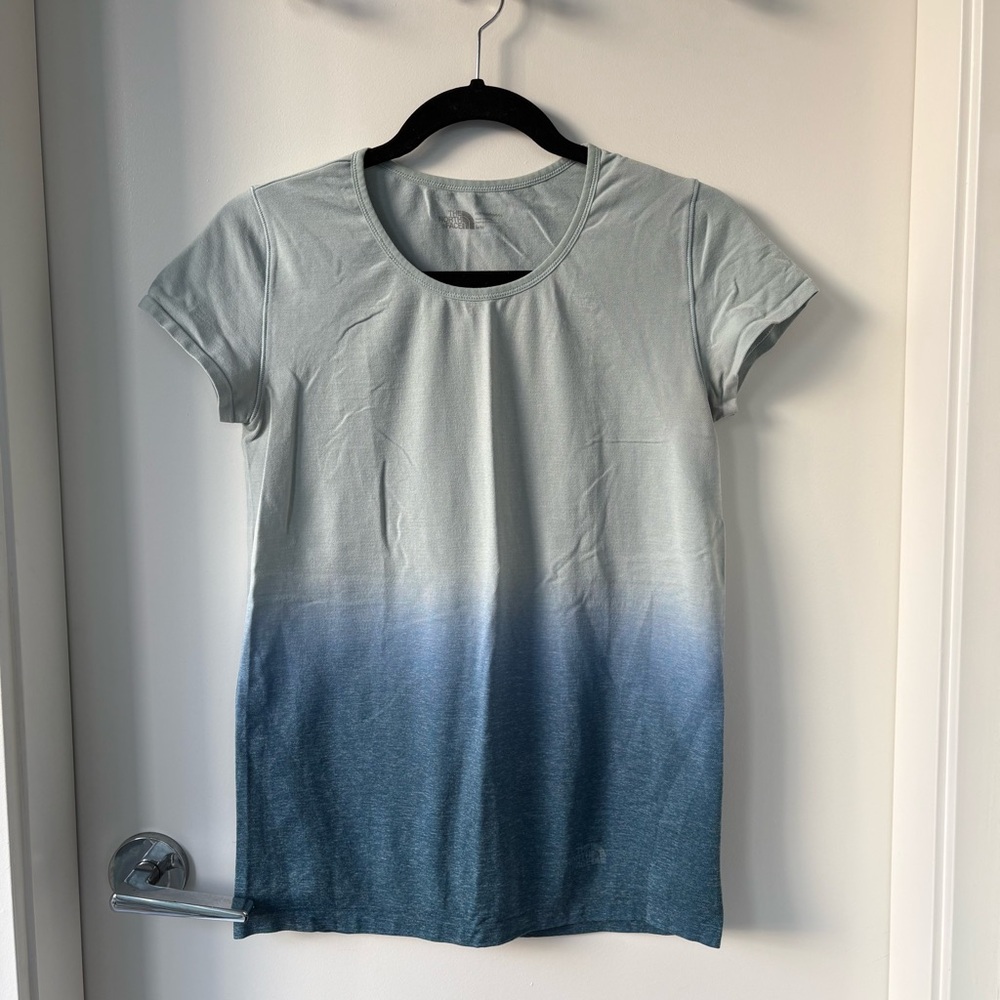 North Face Blue Ombre Short Sleeve Workout Top Size M